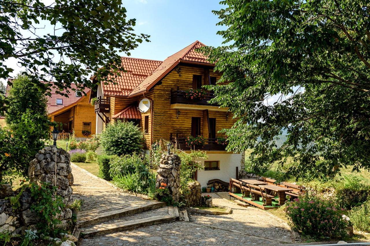 House Mrzlin Grad Guest House Korenica Luaran gambar