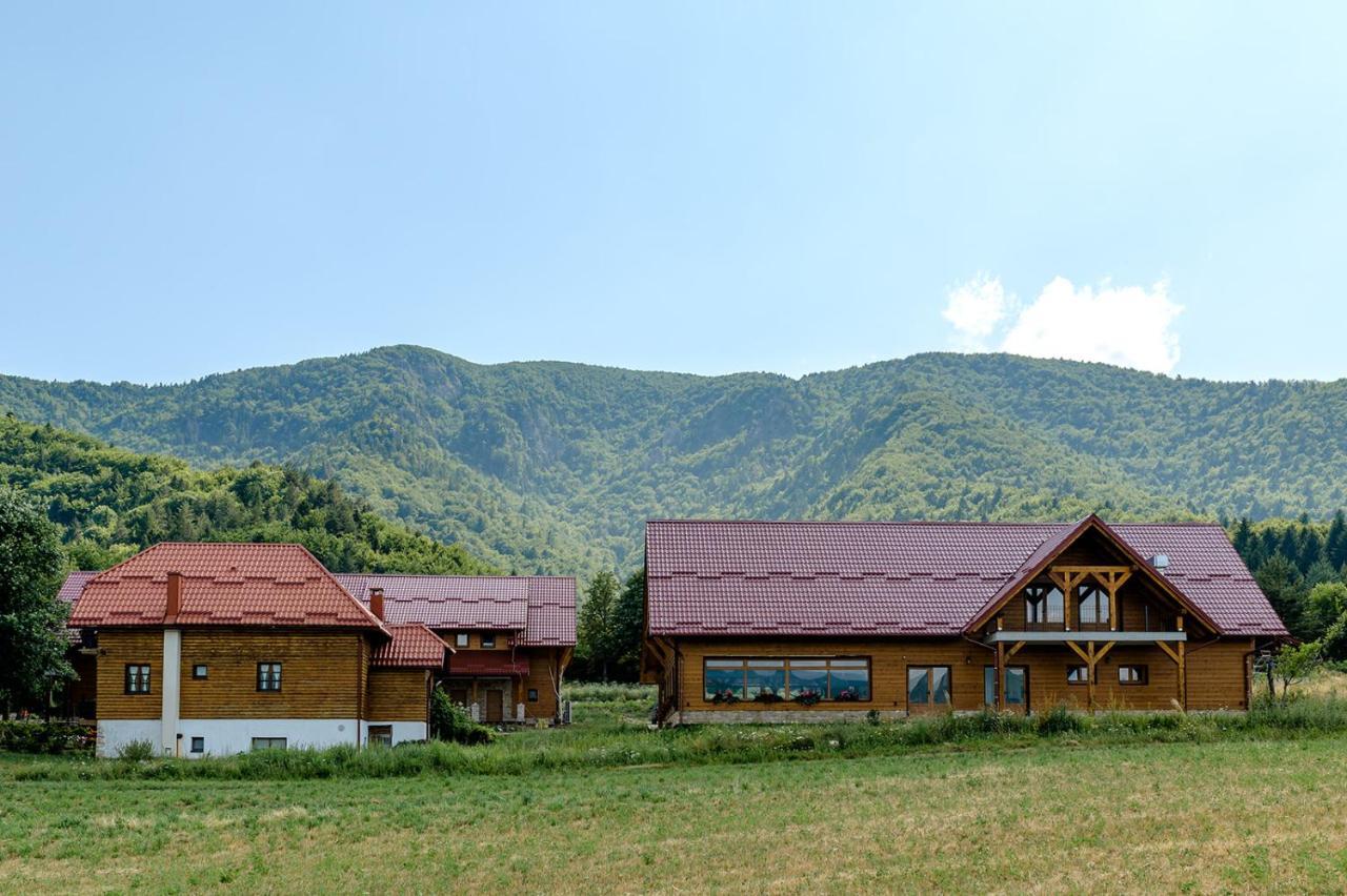 House Mrzlin Grad Guest House Korenica Luaran gambar